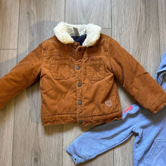 Bundle of 2 Little Me Boy Jacket Corduroy Fleece brwn jacket/Nike blue sweater - Picture 2 of 13